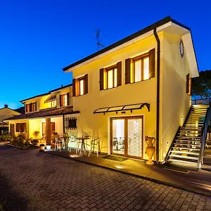  Bed & Breakfast Ca' Del Faro Italia